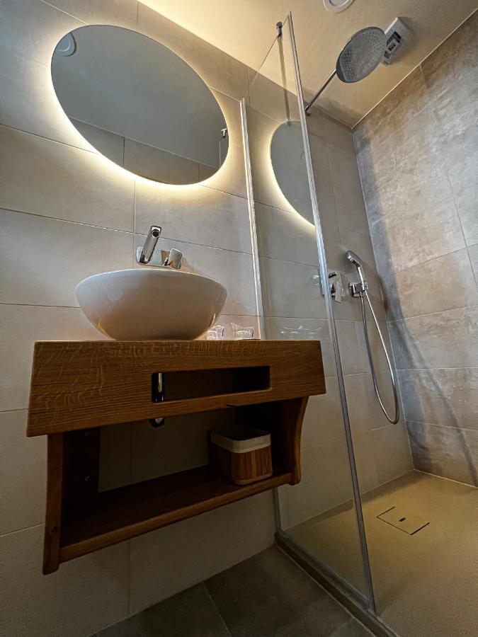 Guesthouse Smogavc ซเร็ตเช ภายนอก รูปภาพ