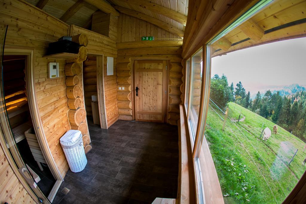 Guesthouse Smogavc ซเร็ตเช ภายนอก รูปภาพ