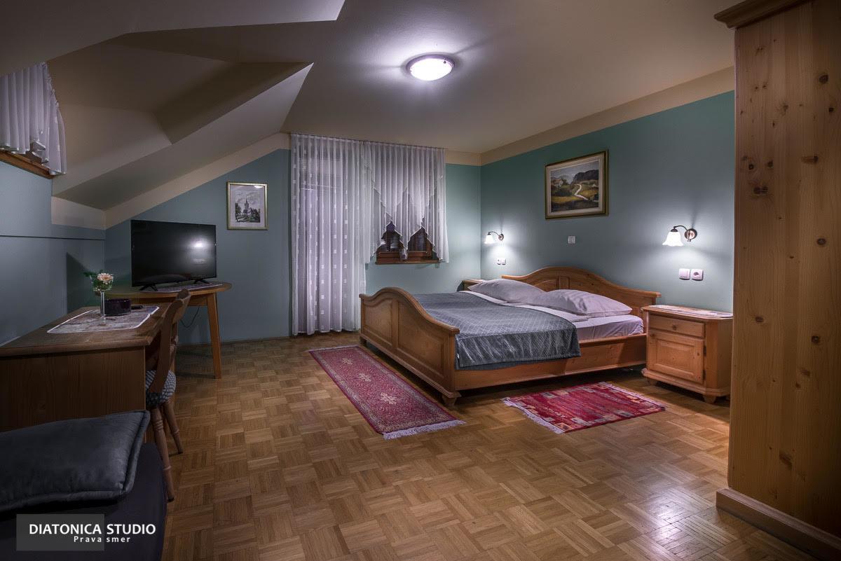 Guesthouse Smogavc ซเร็ตเช ภายนอก รูปภาพ